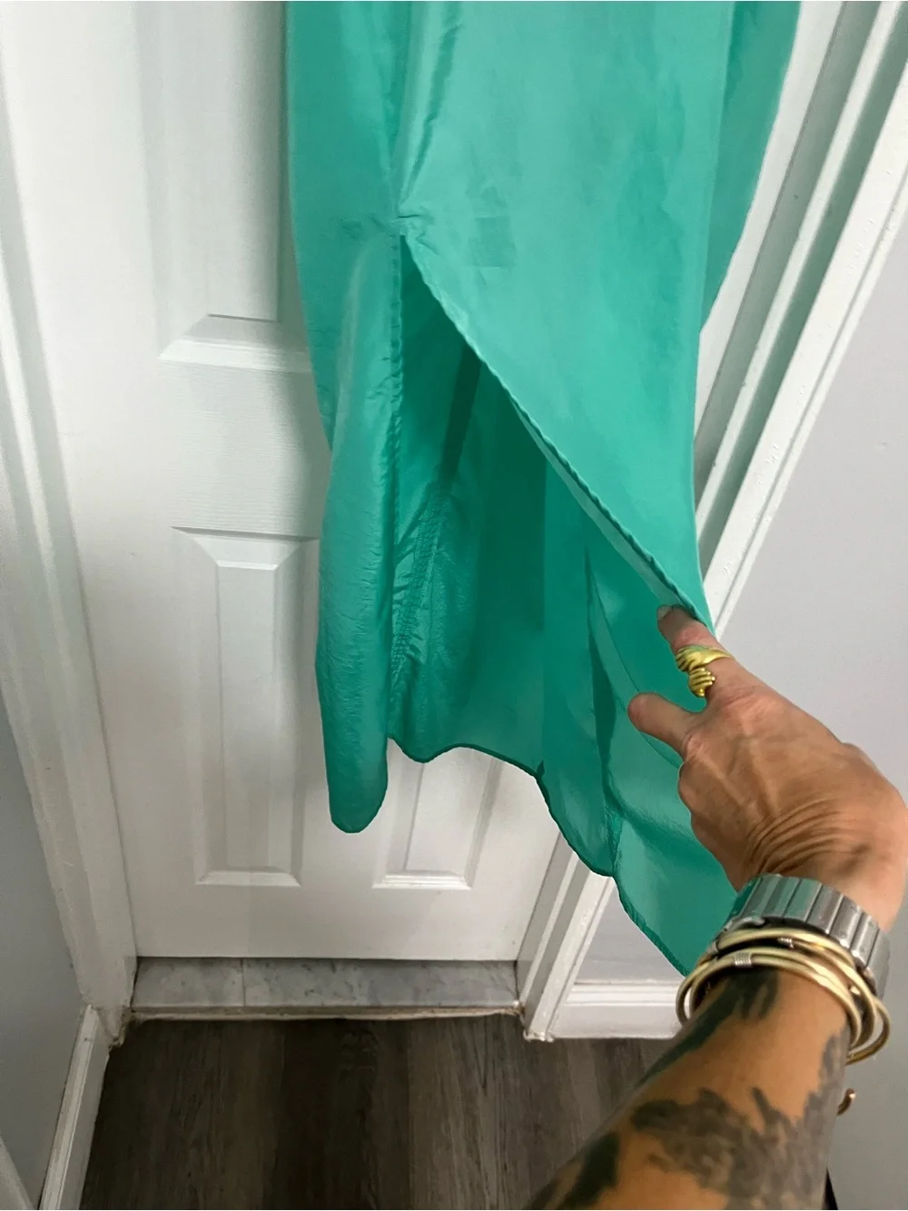 NWOT H&M Teal V-Neck Flowing Satin lad Midi Dress/Beach Cover-Up - Picture 3 of 5